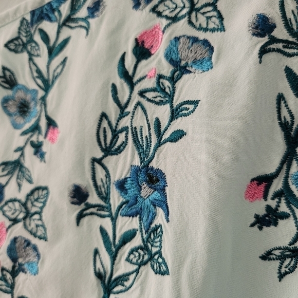 LANE Bryant Embroidered Tunic Drawstring Boat Neck Loose Fit Floral Blouse SZ 16 - Picture 4 of 7